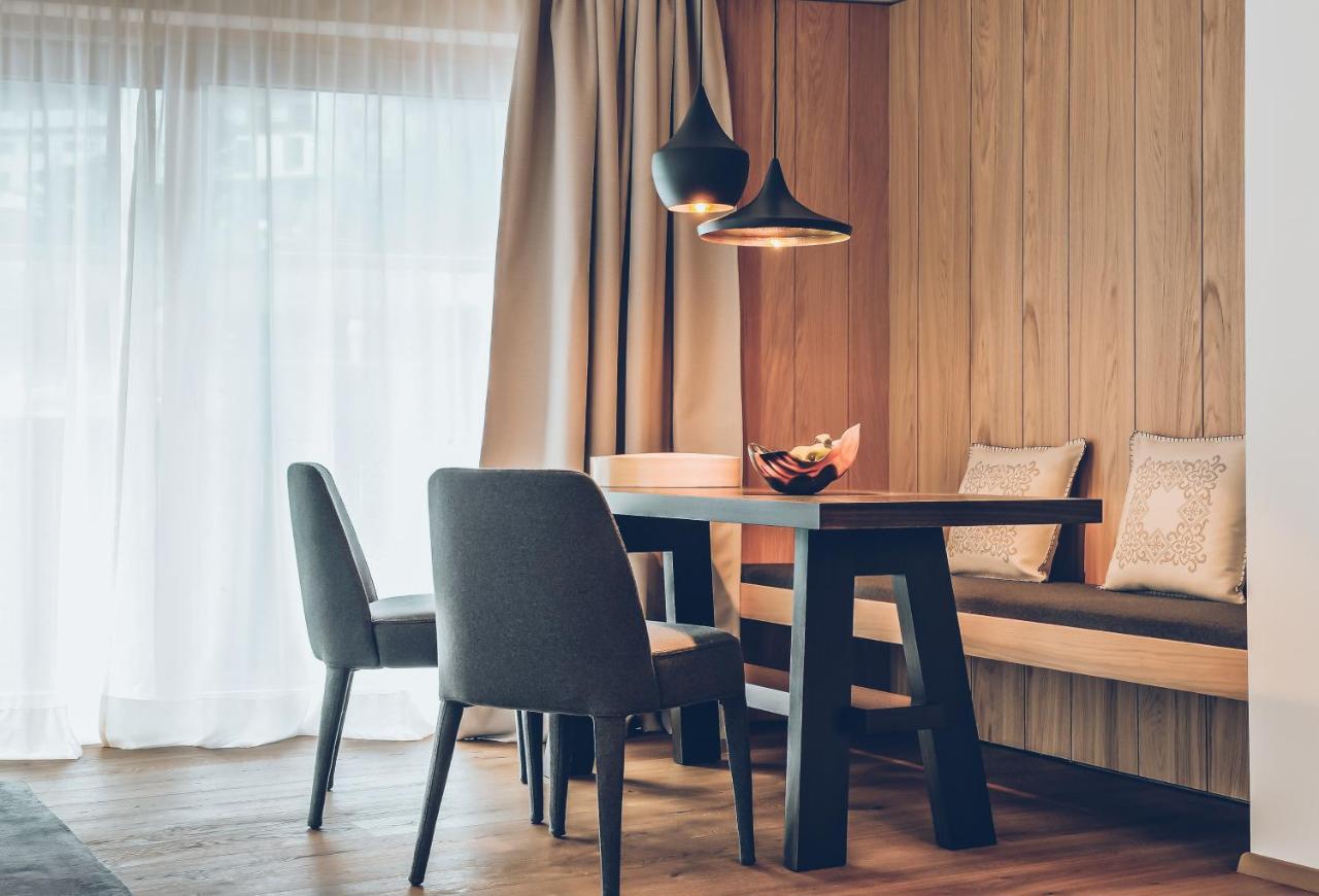 Elizabeth Arthotel Adults Only Ισγκλ Εξωτερικό φωτογραφία
